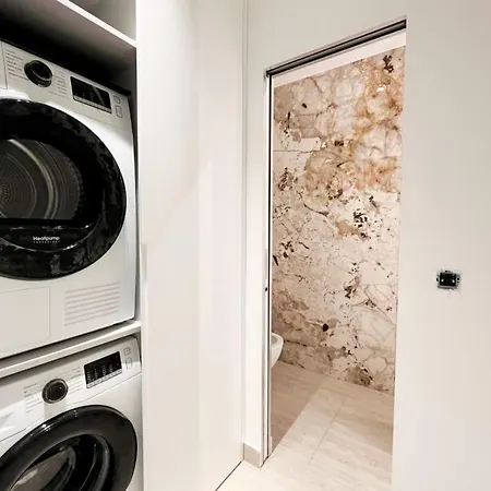 Sumptuous Apartment With Air Conditioning - Paris 16 Apartment *